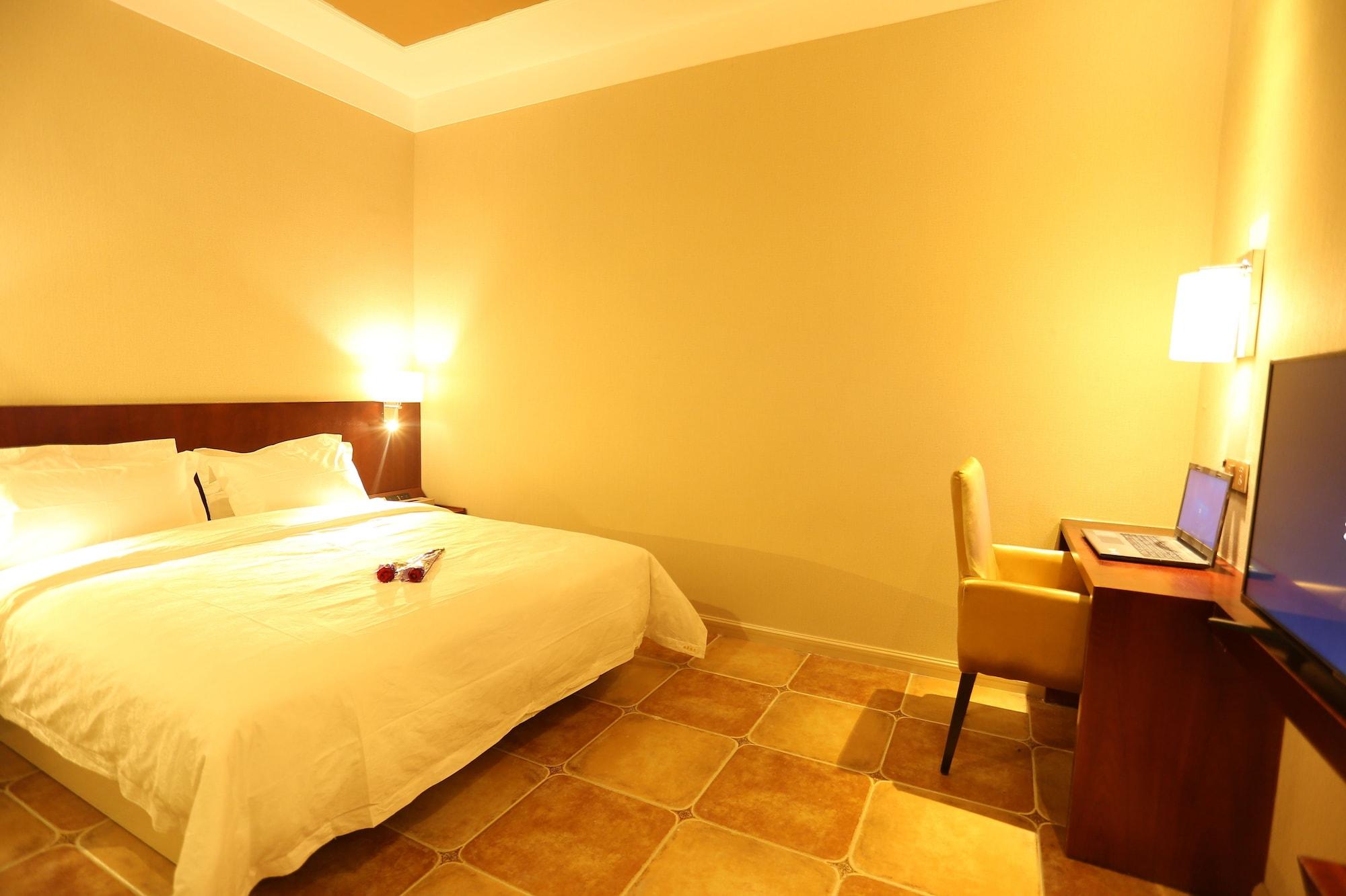 Chengyue Selected Hotel Guangzhou Junye Nangang Branch מראה חיצוני תמונה