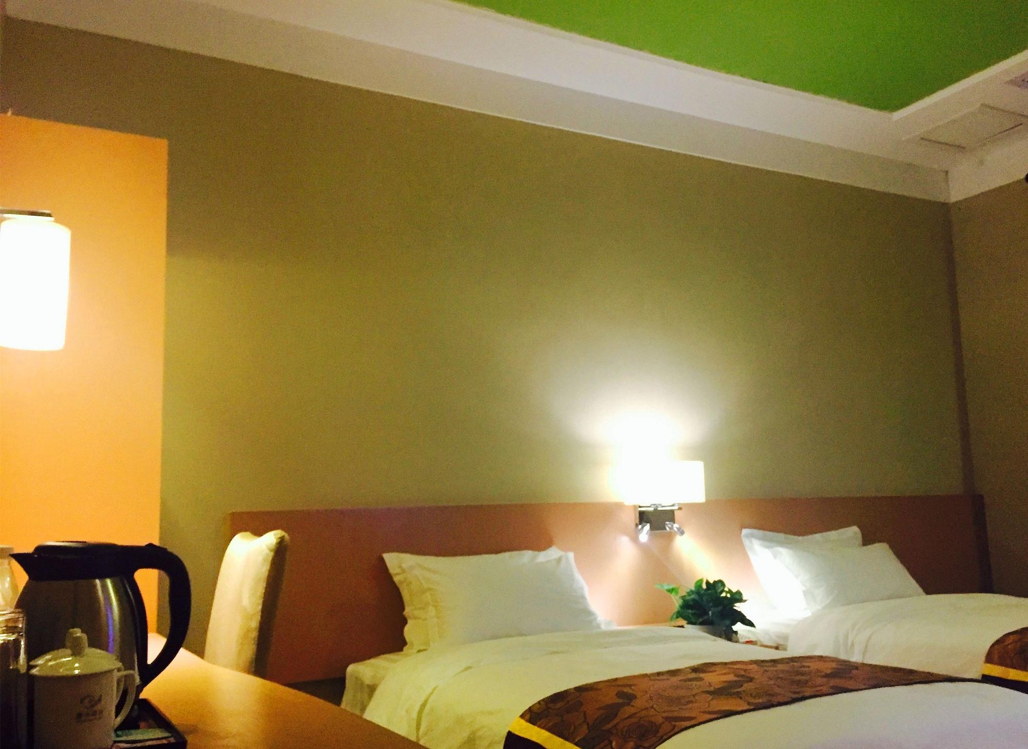 Chengyue Selected Hotel Guangzhou Junye Nangang Branch מראה חיצוני תמונה