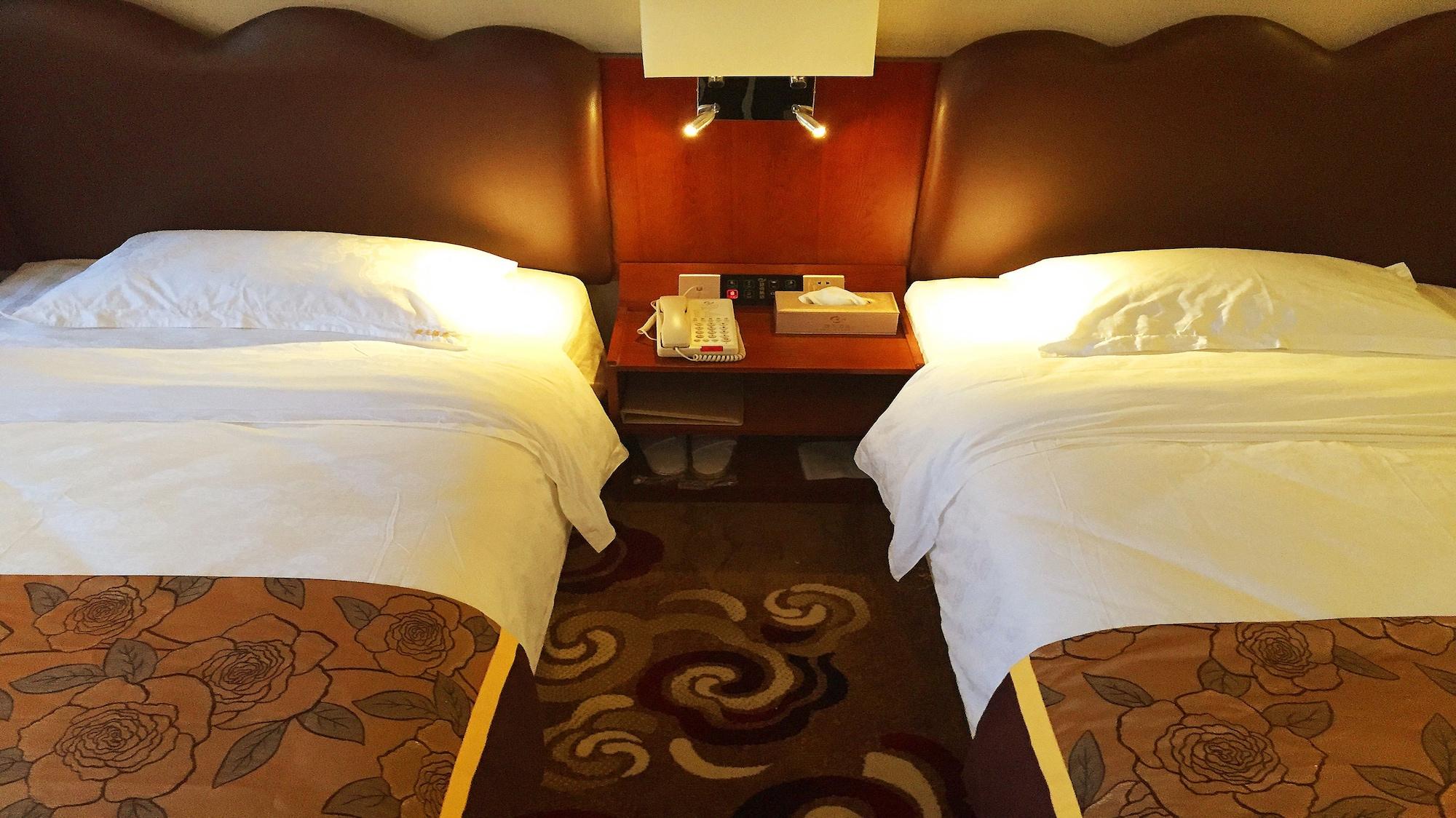 Chengyue Selected Hotel Guangzhou Junye Nangang Branch מראה חיצוני תמונה