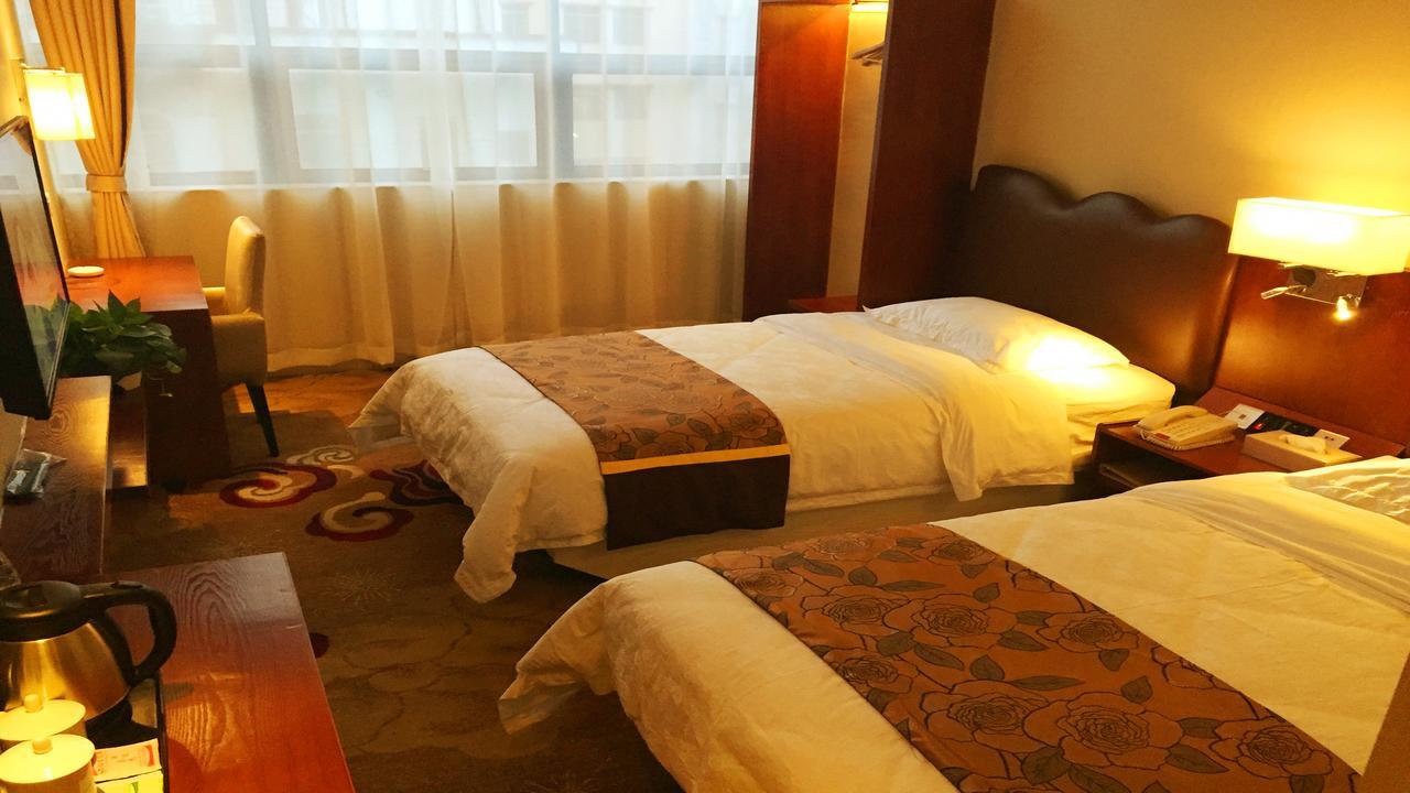 Chengyue Selected Hotel Guangzhou Junye Nangang Branch מראה חיצוני תמונה