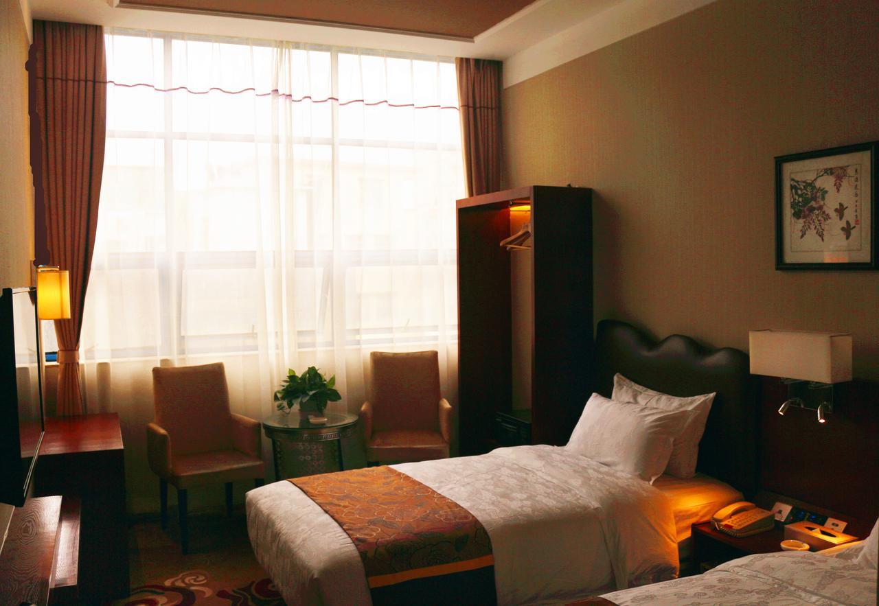 Chengyue Selected Hotel Guangzhou Junye Nangang Branch מראה חיצוני תמונה