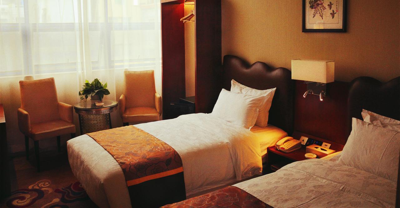 Chengyue Selected Hotel Guangzhou Junye Nangang Branch מראה חיצוני תמונה