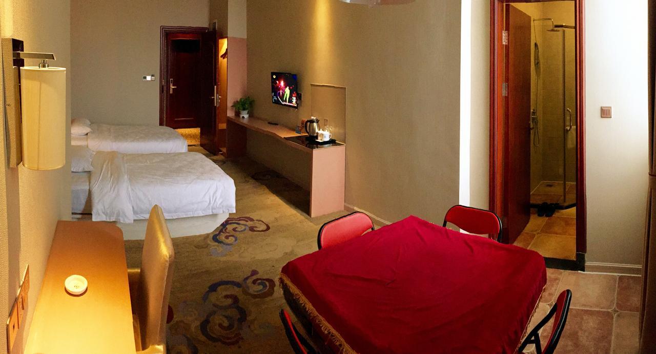 Chengyue Selected Hotel Guangzhou Junye Nangang Branch מראה חיצוני תמונה
