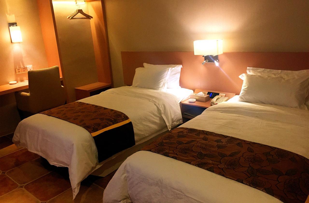 Chengyue Selected Hotel Guangzhou Junye Nangang Branch מראה חיצוני תמונה