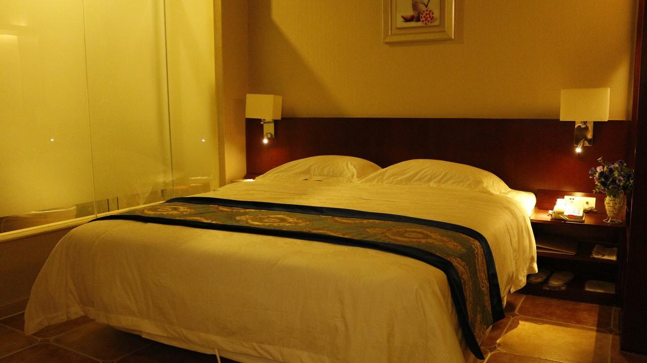 Chengyue Selected Hotel Guangzhou Junye Nangang Branch מראה חיצוני תמונה