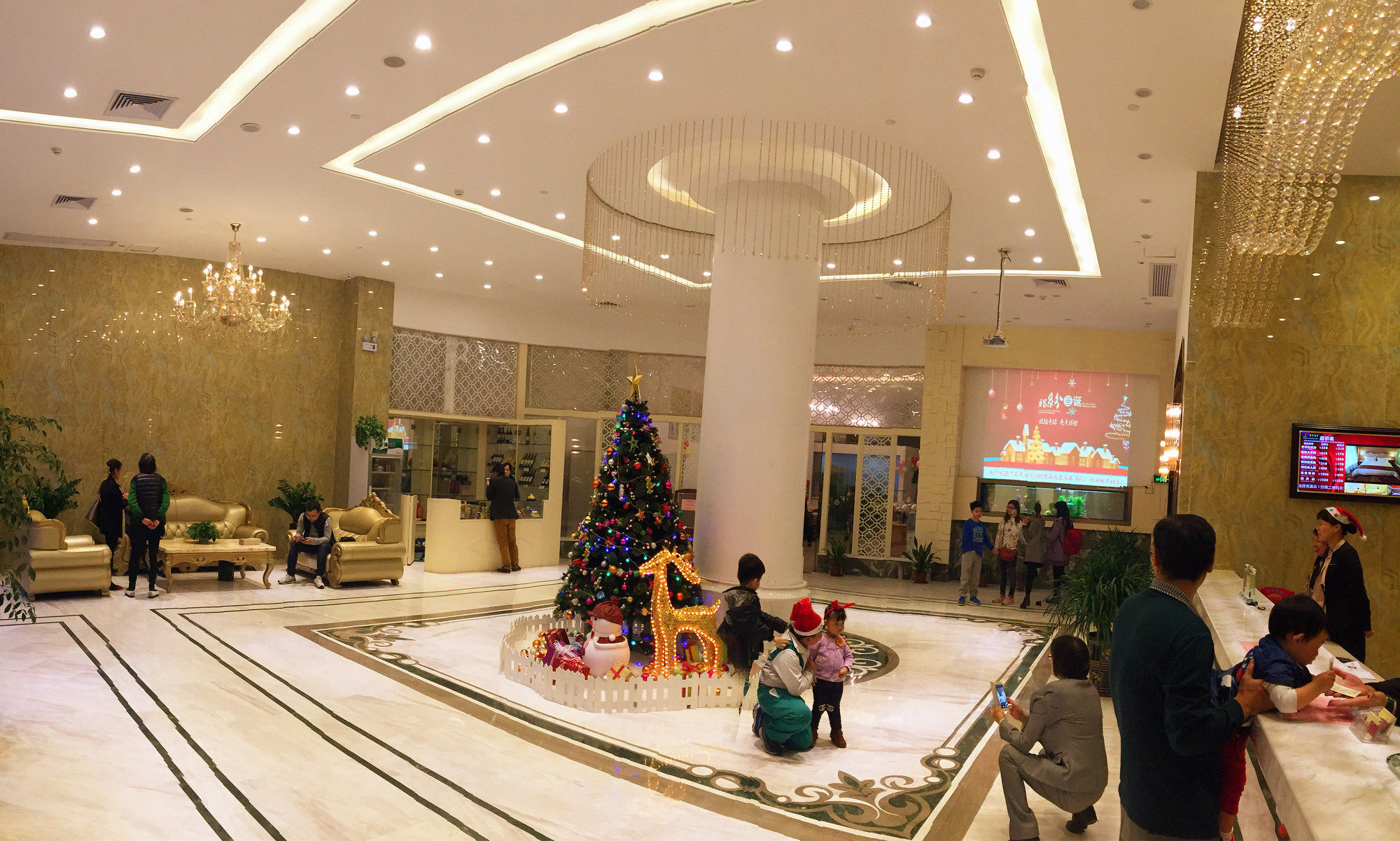 Chengyue Selected Hotel Guangzhou Junye Nangang Branch מראה חיצוני תמונה